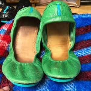 GUC Clover Tieks Size 9